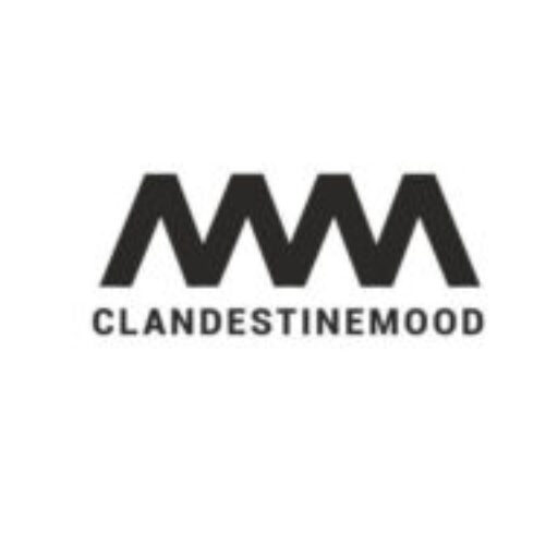 (c) Clandestinemood.com